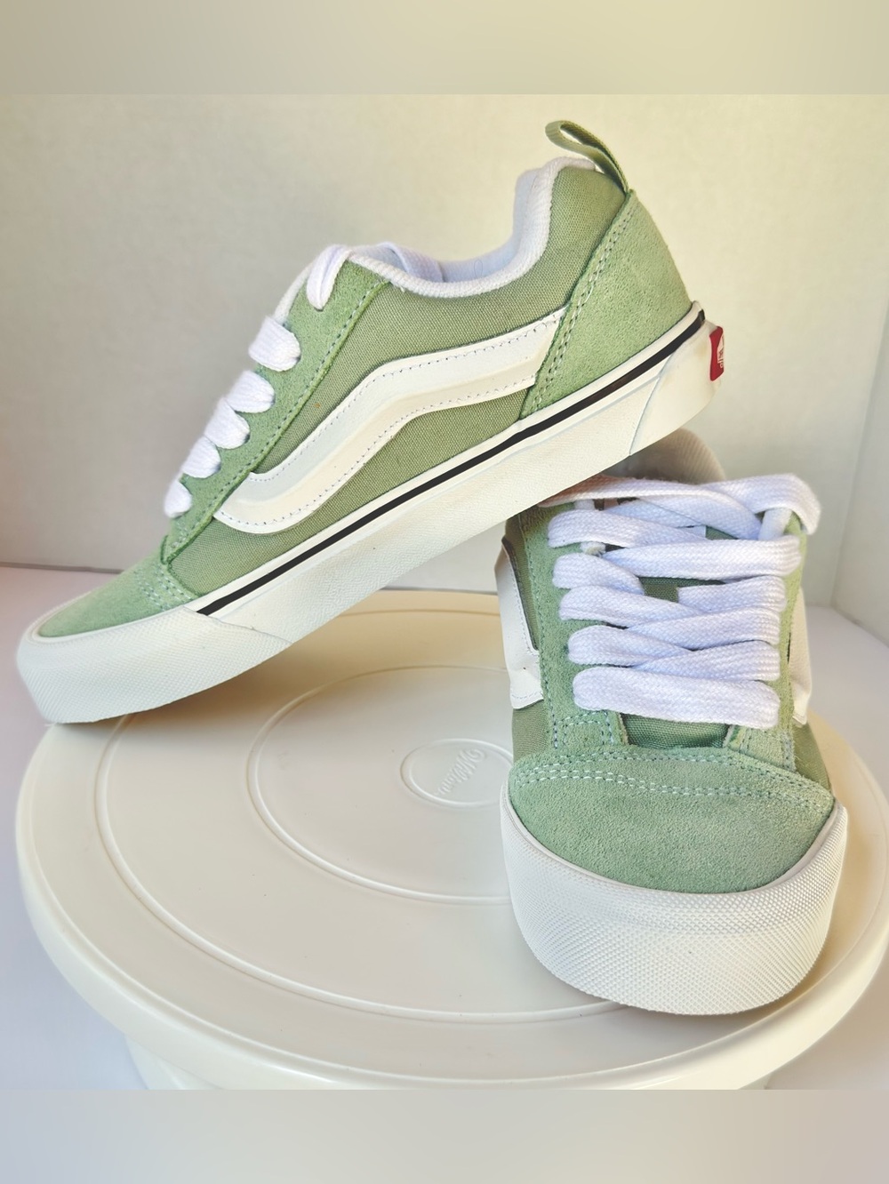 NWOB Vans Old Skool Low Top Sneakers in Light Green and White